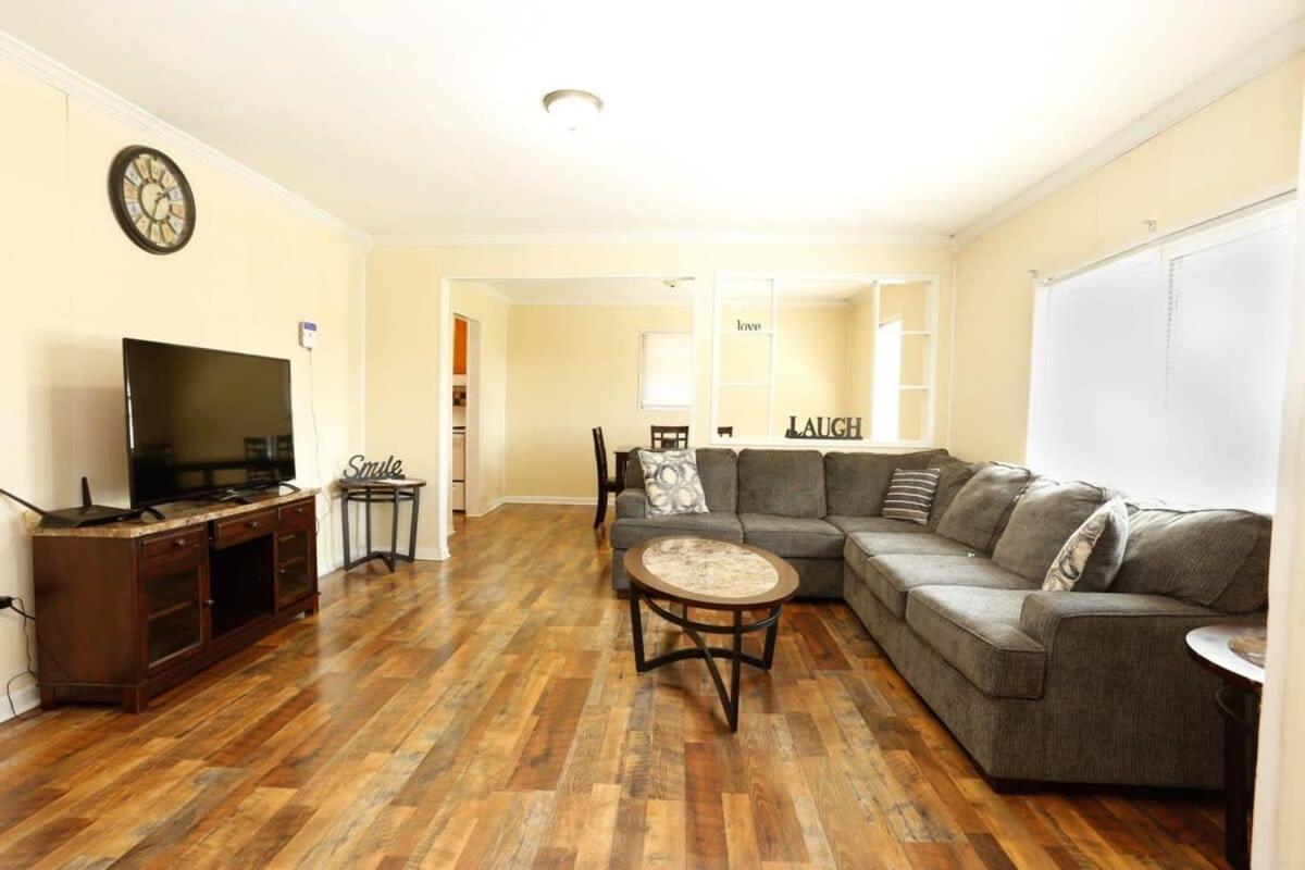 Cozy Retreat For Your Upcoming Trip Knoxville Exterior photo